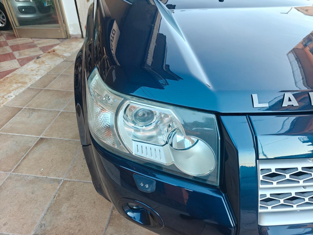 Land Rover Freelander 2 2.2 TD4 Anteriore