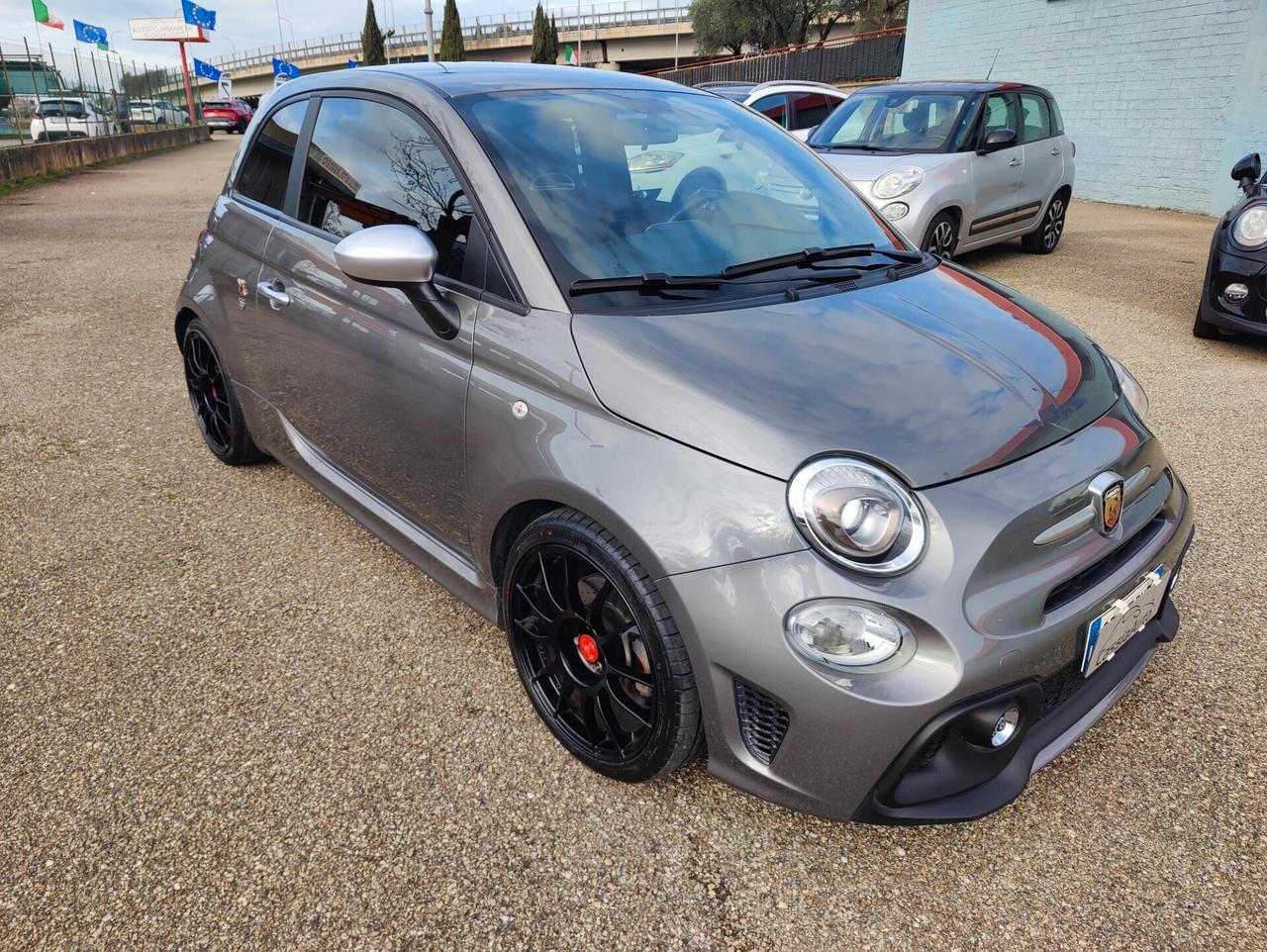 Abarth 595 1.4 Turbo T-Jet 165 CV