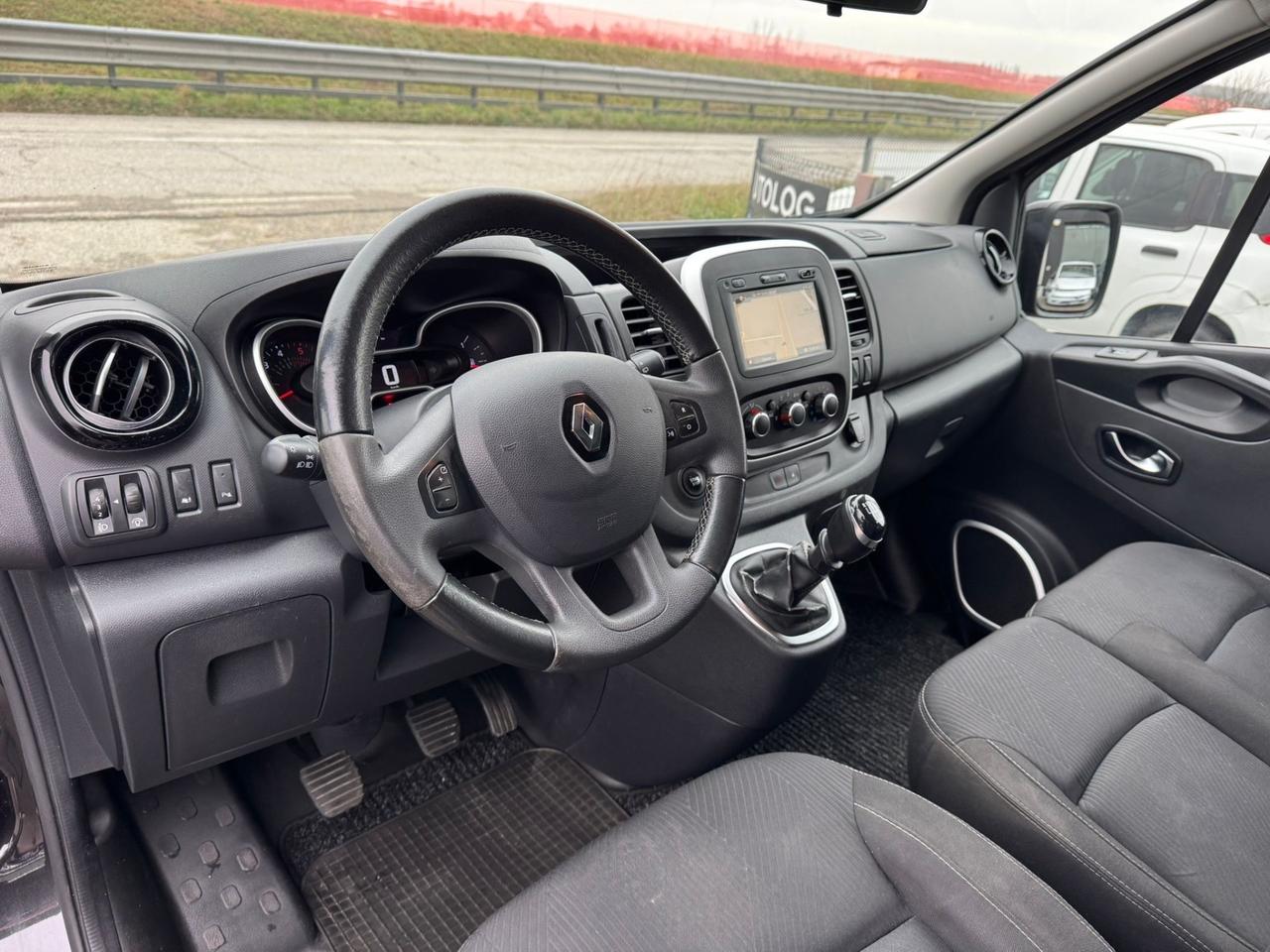 Renault Trafic T27 2.0 dCi 145CV PC-TN Intens Energy