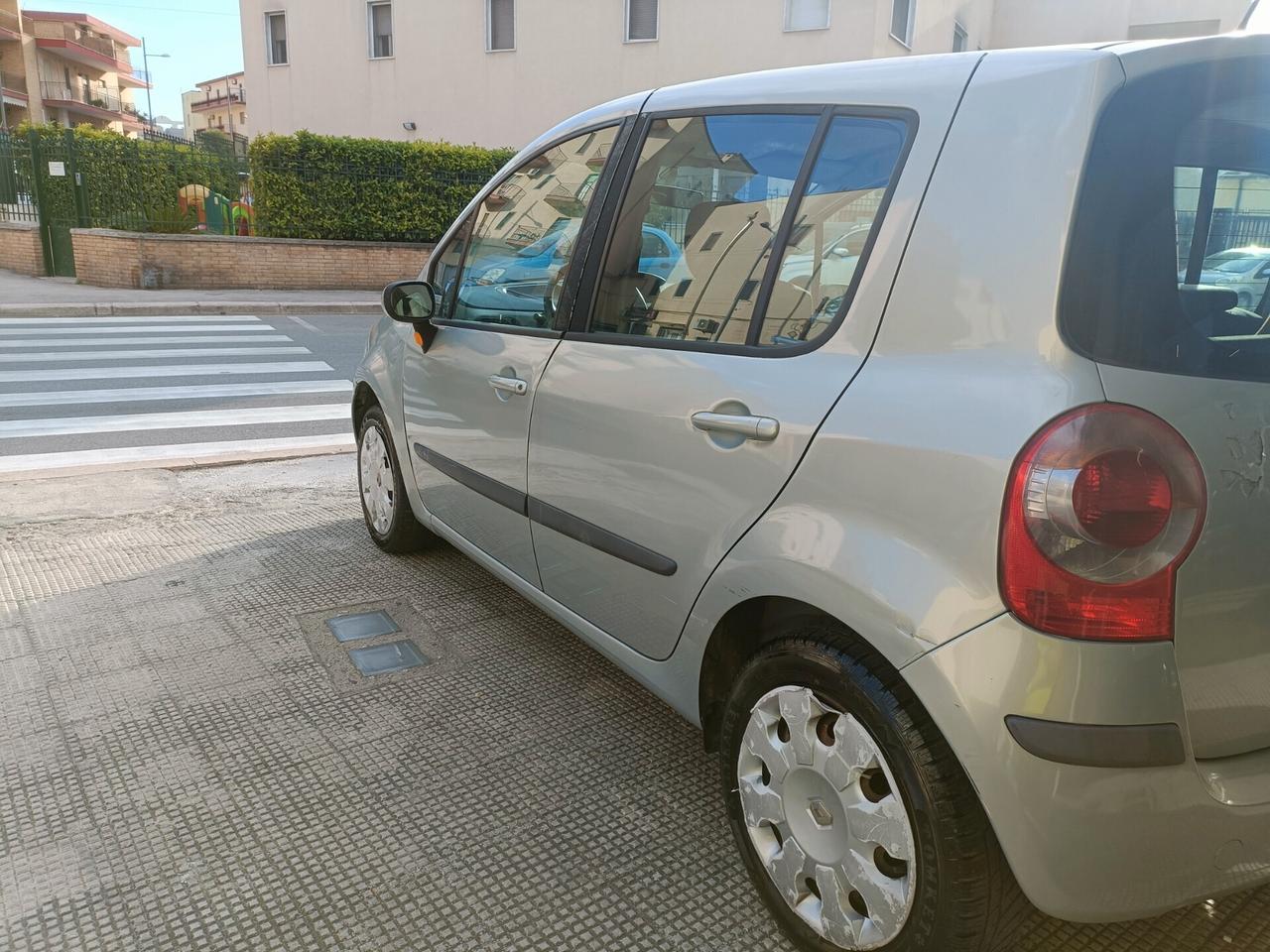 Renault Modus 1.5 dCi 82CV Confort Dynamique