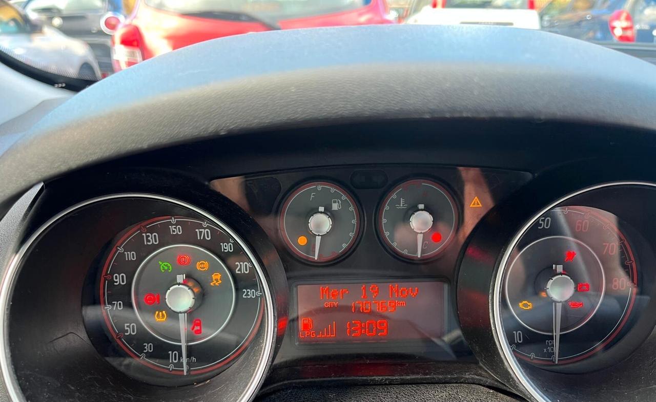 Fiat Punto 1.4 8V 5 porte Easypower Lounge