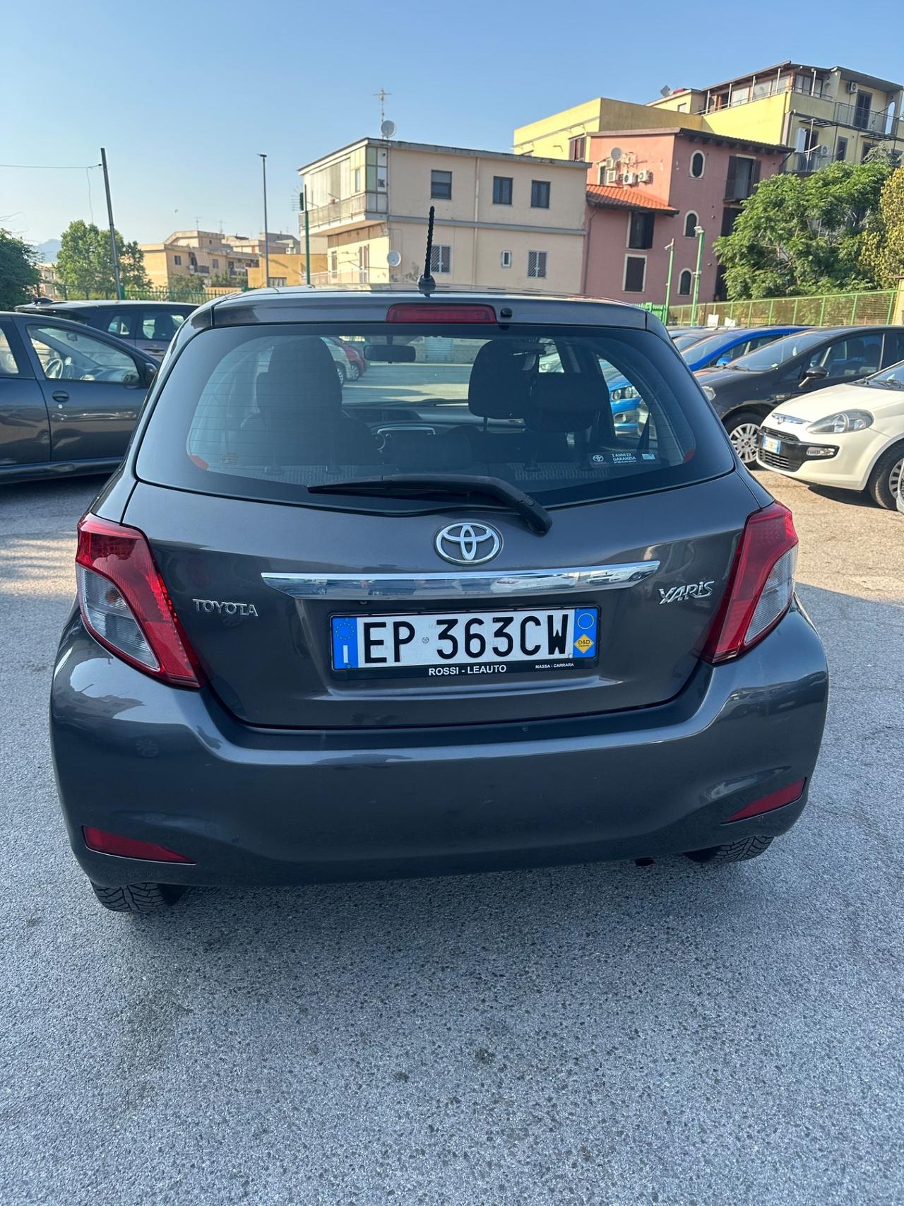 Toyota Yaris 1.0 5 porte Lounge