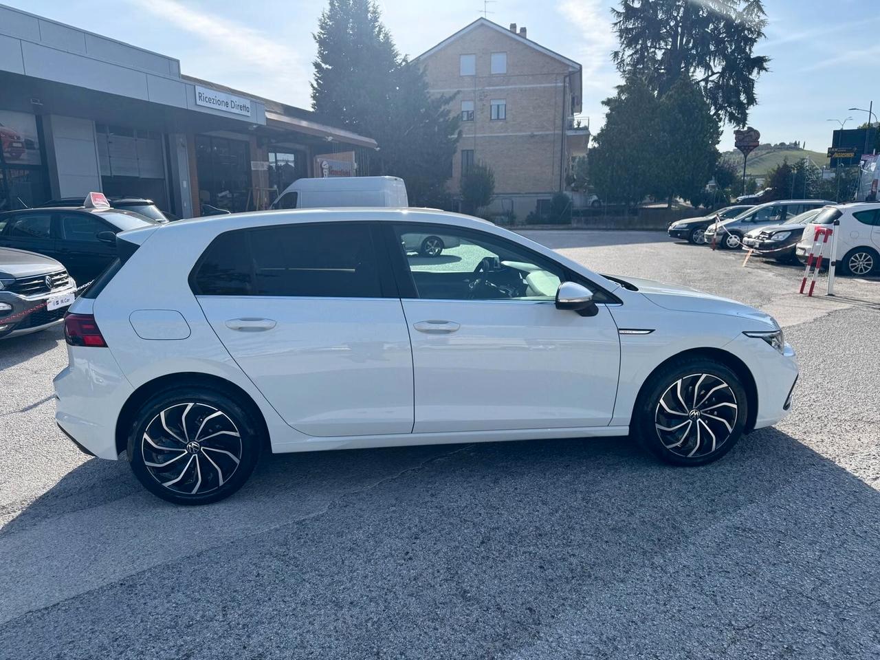 Volkswagen Golf 2.0 TDI DSG SCR Style