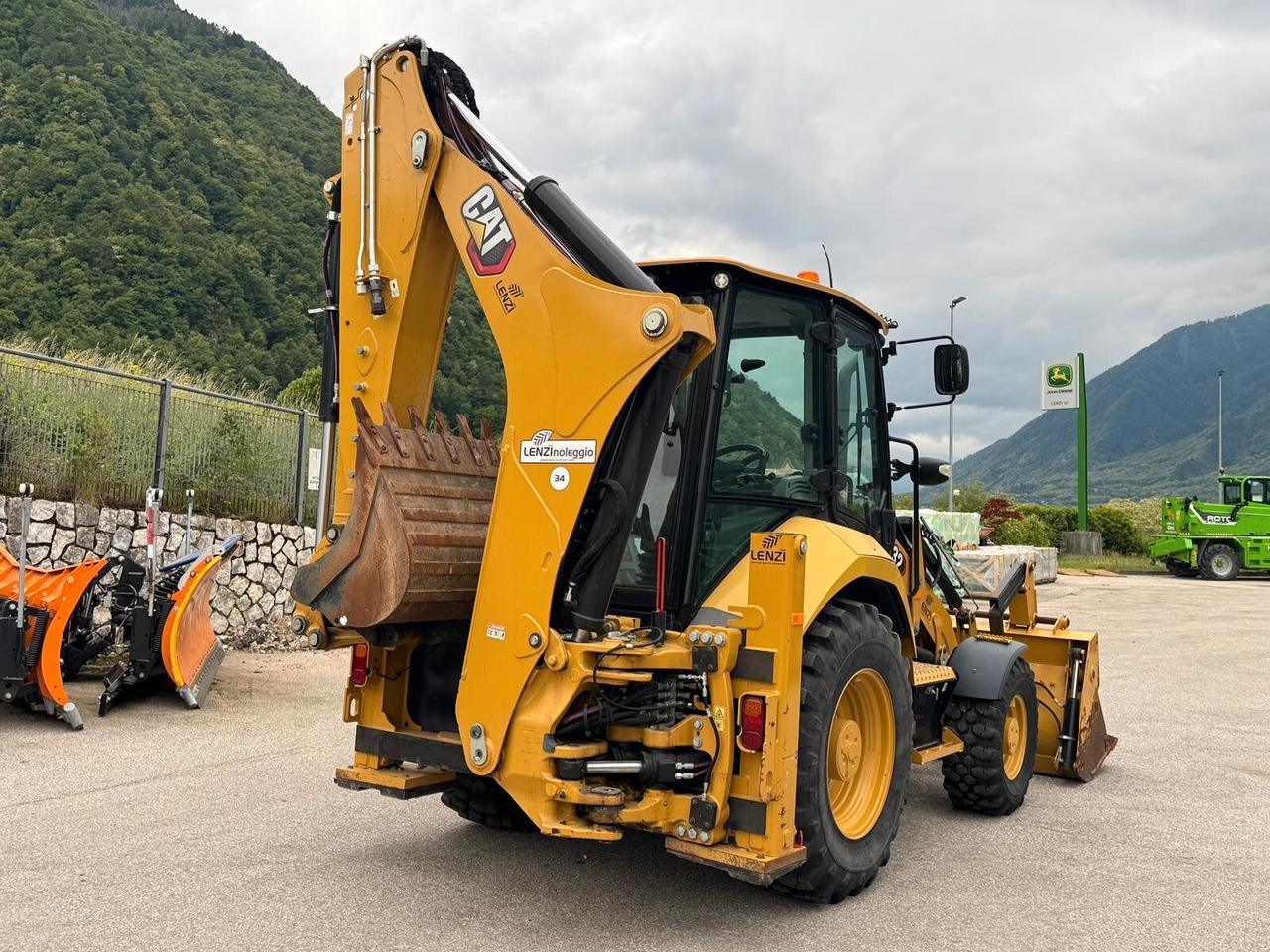 TERNA CATERPILLAR 432