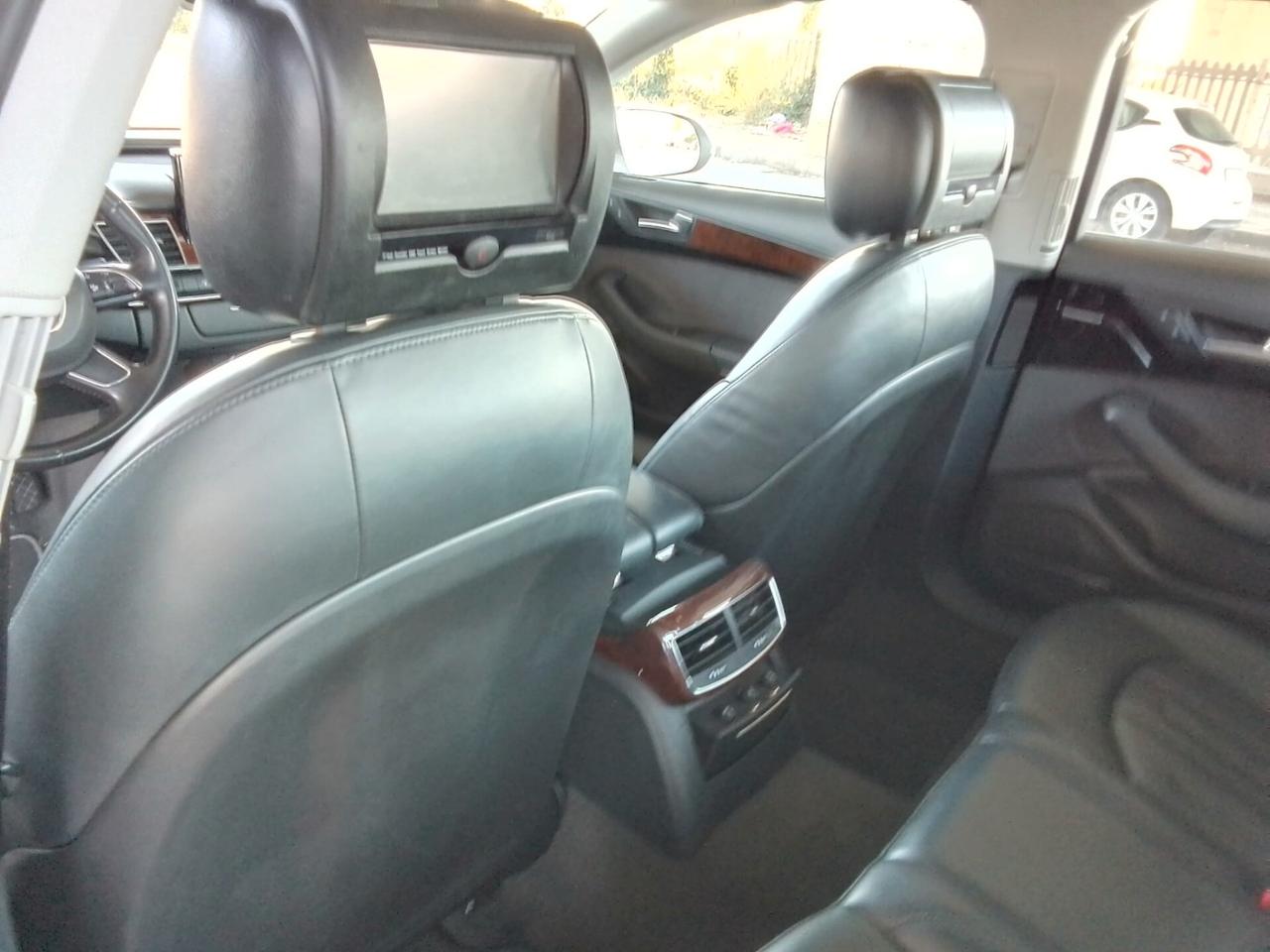 Audi A8 4.2 V8 FSI quattro tiptronic