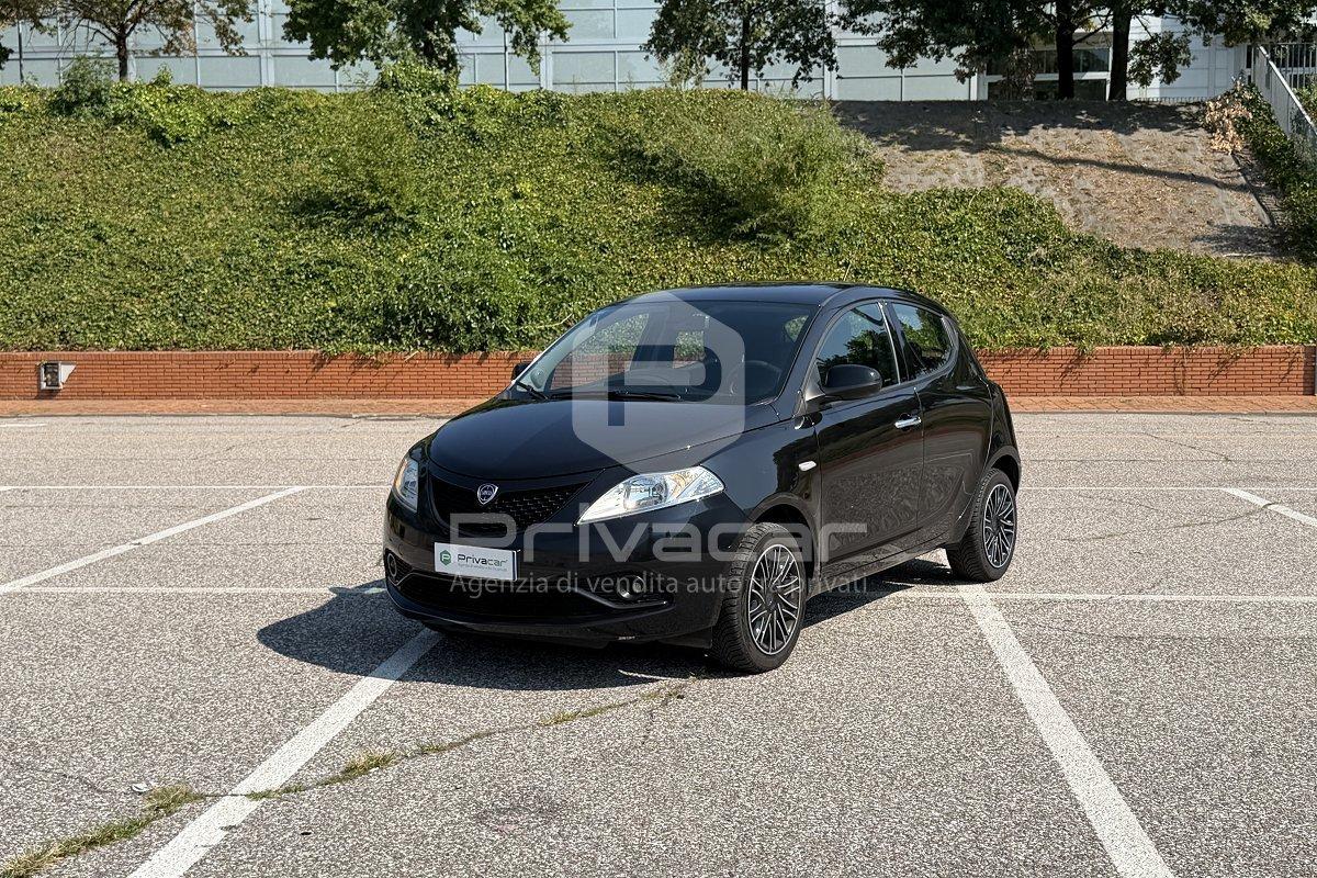LANCIA Ypsilon 1.2 69 CV 5 porte S&S Gold