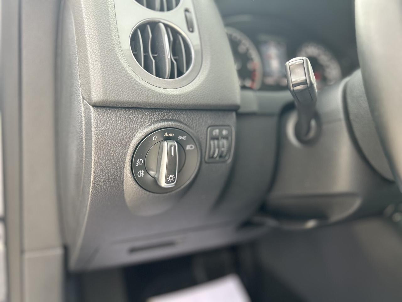 VOLKSWAGEN TIGUAN 2.0 140CV 4MOTION 4X4 SPORT AUTO