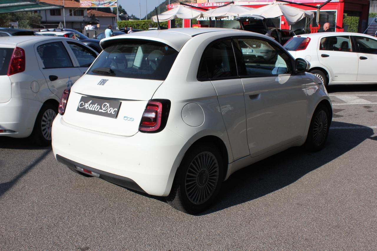 Fiat 500 500e Berlina 42 kWh Icon