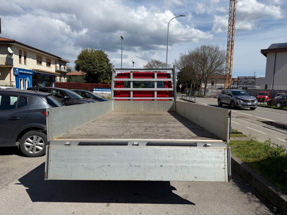 PEUGEOT BOXER 2.2 BLUEHDI 165CV cassonato 440x220