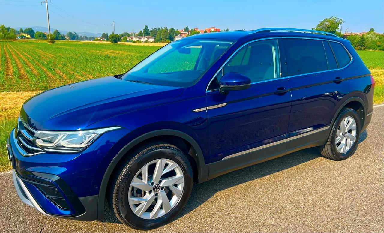 Volkswagen Tiguan Allspace Tiguan Allspace 2.0 TDI 200 CV SCR DSG 4MOTION Elegance 7 POSTI