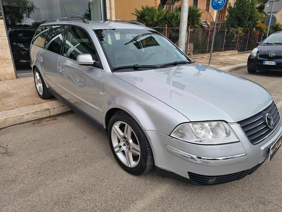 Volkswagen Passat 1.9 TDI/130 CV cat Var. H.line