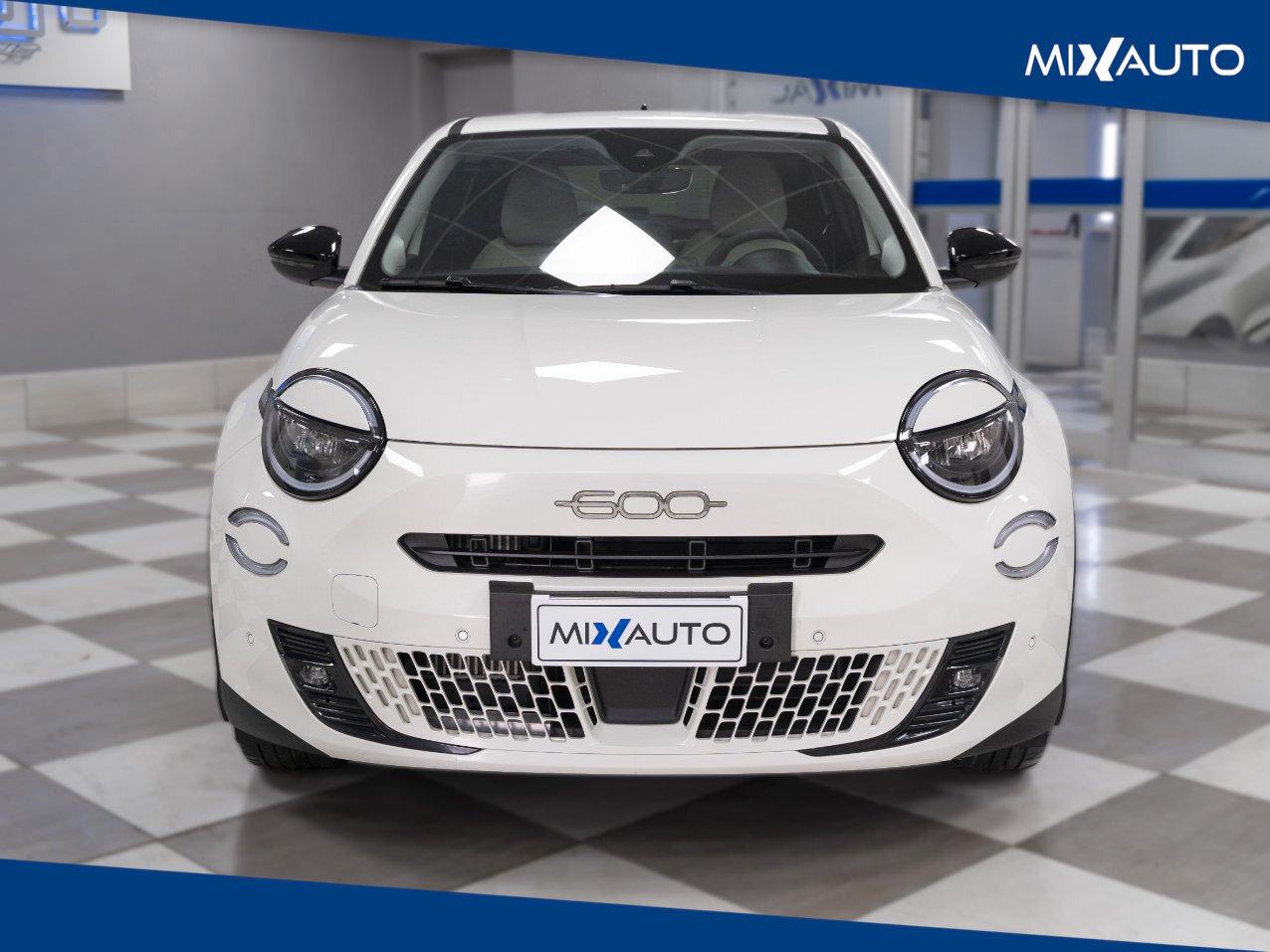 Fiat 600 1.2 Hybrid La Prima 110CV Auto