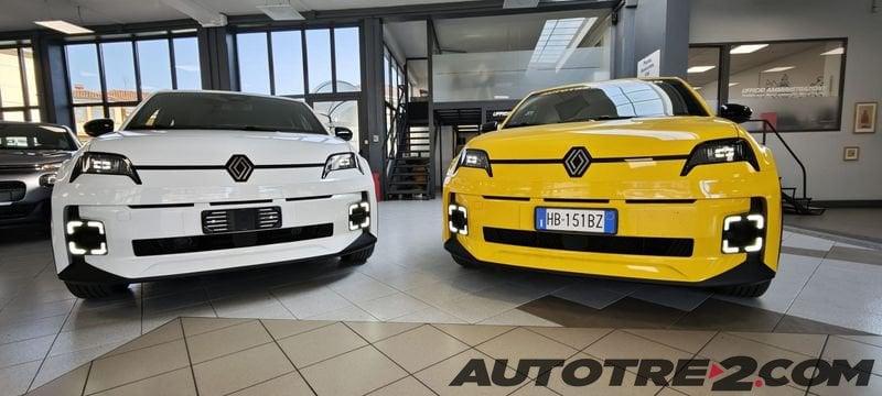 Renault 5 E-Tech Electric 40 KWH techno 120 cv urban range A PARTIRE DA € 20.900 DETAX