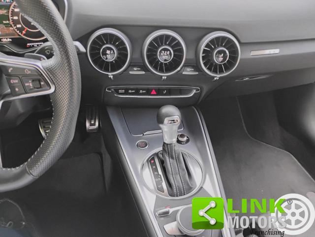 AUDI TT Coupé 1.8 TFSI S tronic S line