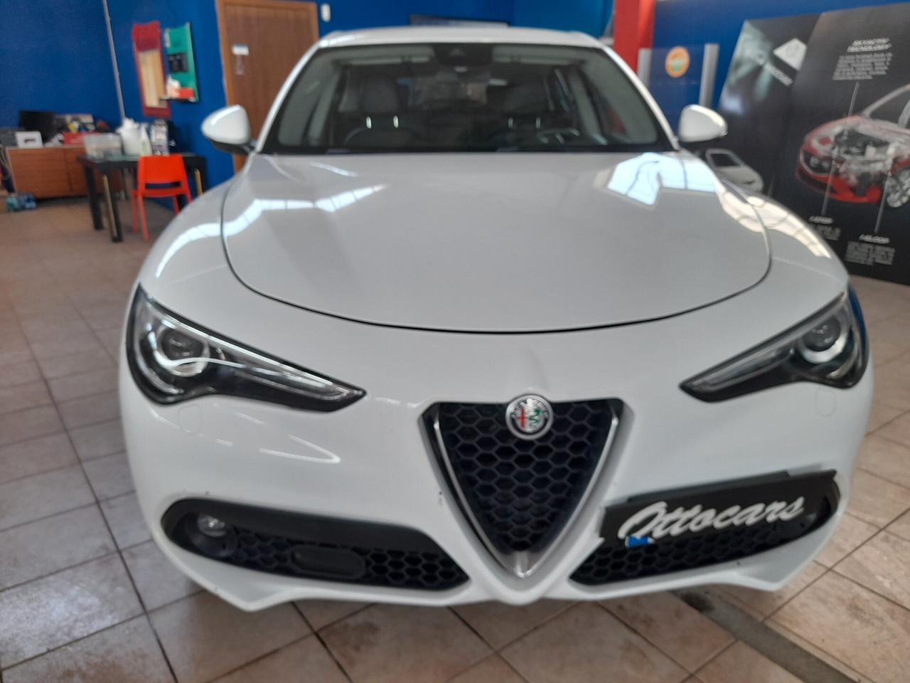 Alfa Romeo Stelvio 2.2 Turbodiesel 180 CV AT8 Q4 Executive