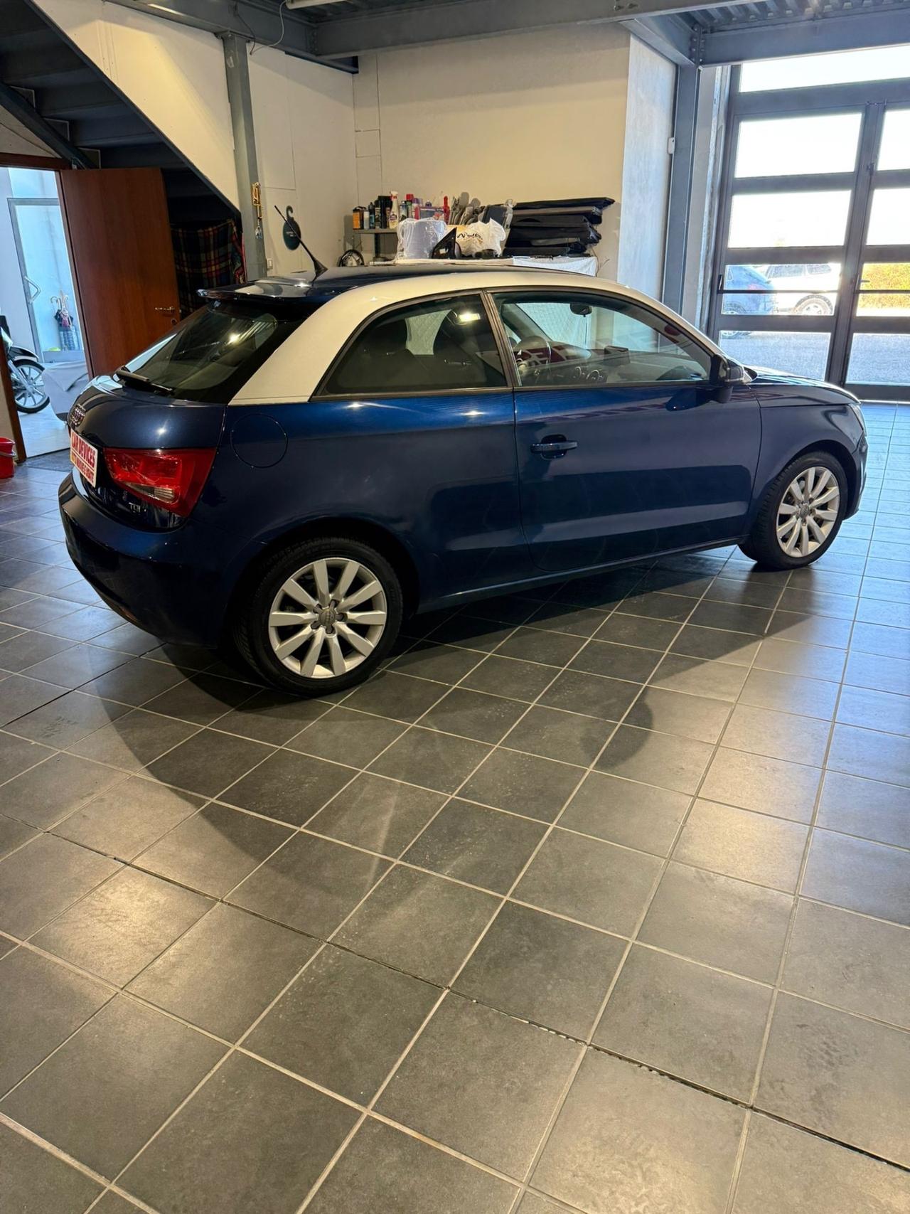 Audi A1 1.6 TDI -NEOPATENTATI-, GARANZIA