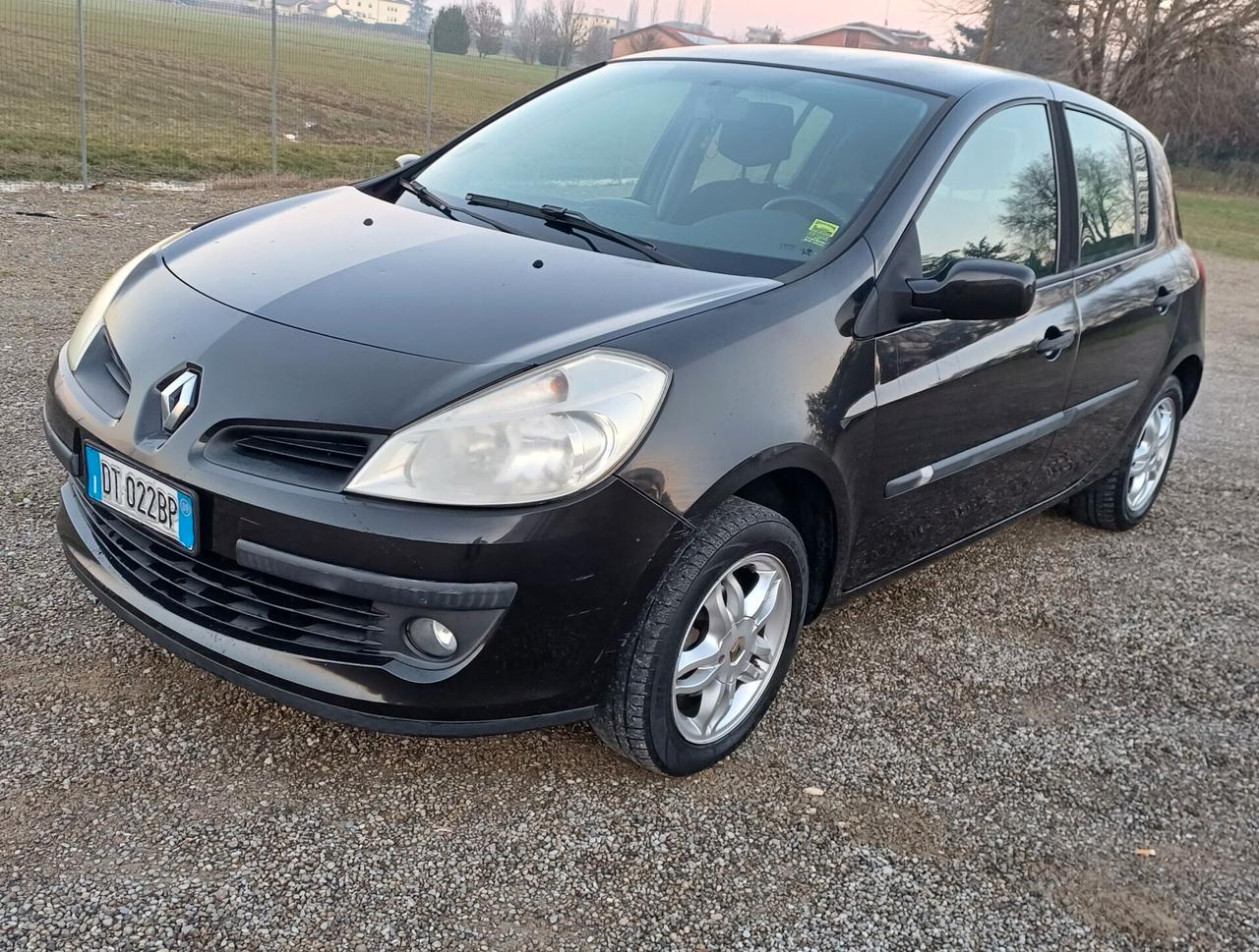 Renault Clio 1.2 16V TCE 100CV 5 porte GPL Le Iene