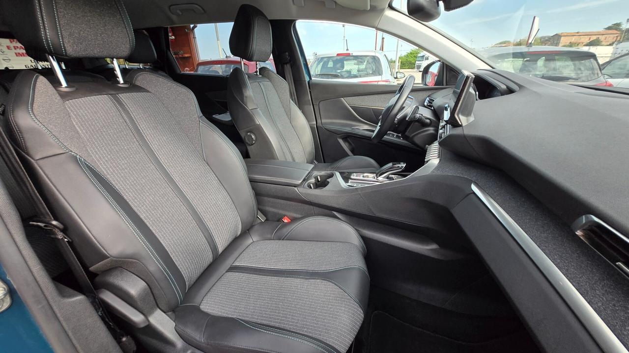 Peugeot 5008 BlueHDi 130 S&S EAT8 Allure Pack