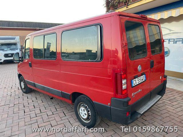 FIAT Ducato 11 2.3 JTD110 CV Combi 9 POSTI