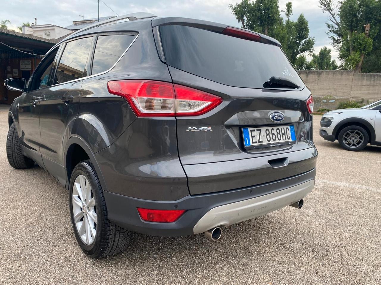 Ford Kuga 2.0 TDCI 120 CV full opt nuova 2015