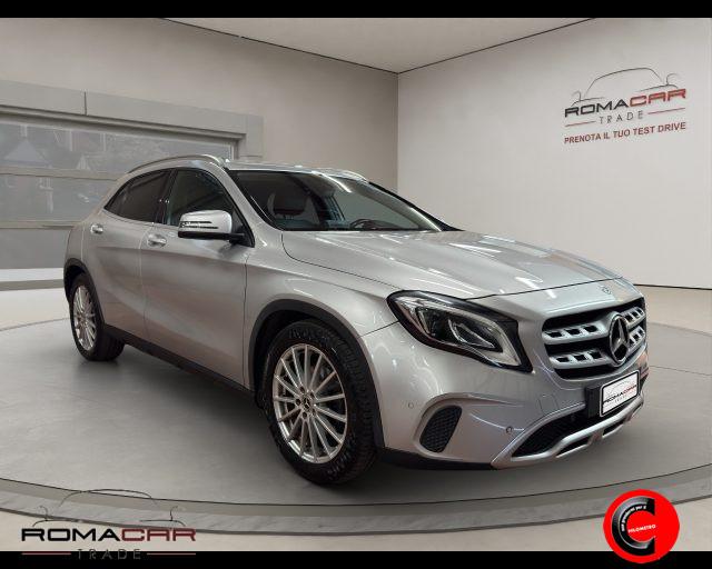 MERCEDES-BENZ GLA 180 Business