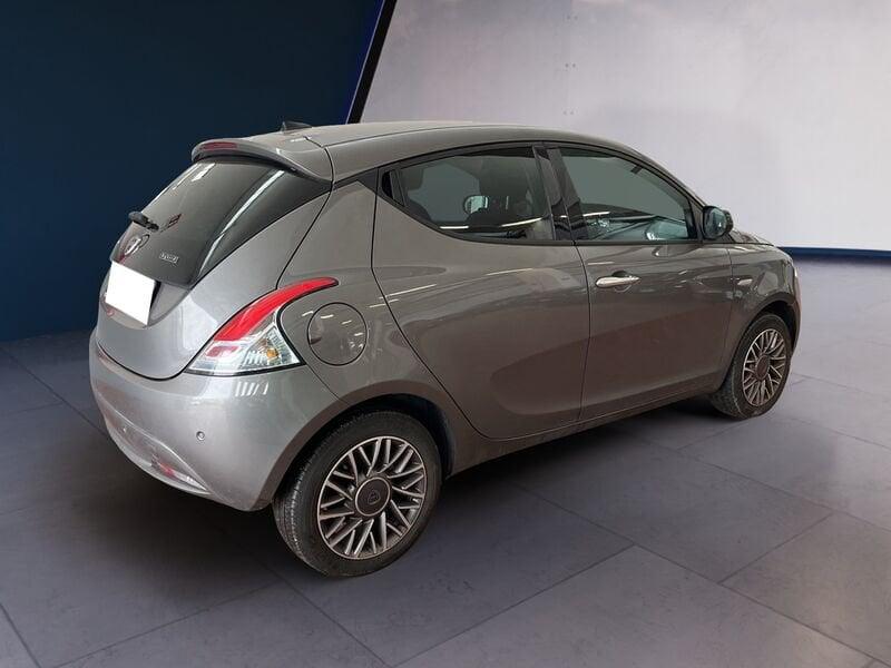 Lancia Ypsilon III 2021 1.0 firefly hybrid Gold s&s 70cv