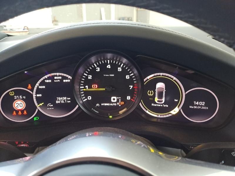 PORSCHE CAYENNE COUPE 3.0 V6 E-HYBRID PLATINUM EDITION SUV