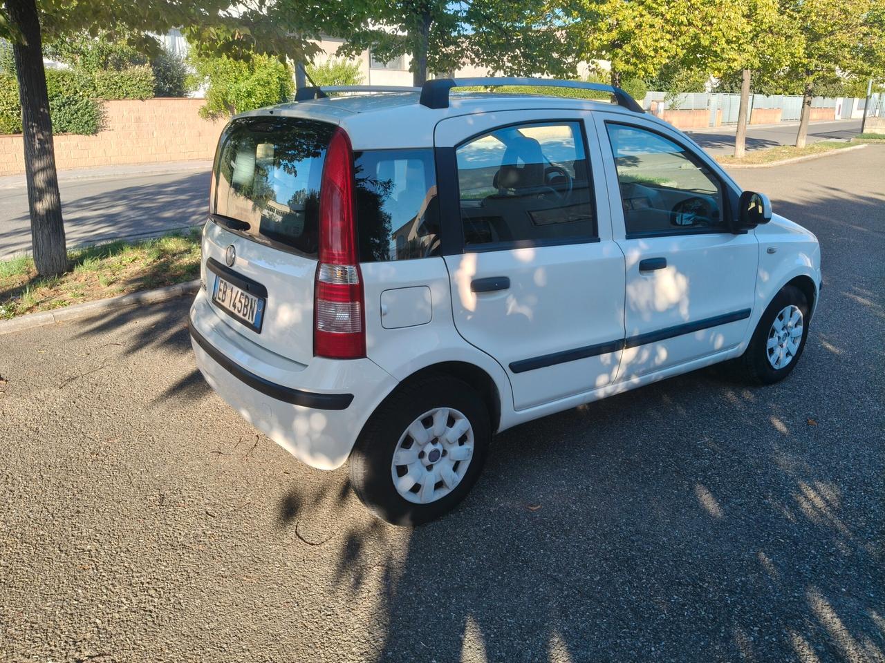 Fiat Panda 1.2 Dynamic SOLAMENTE 123.000 KM