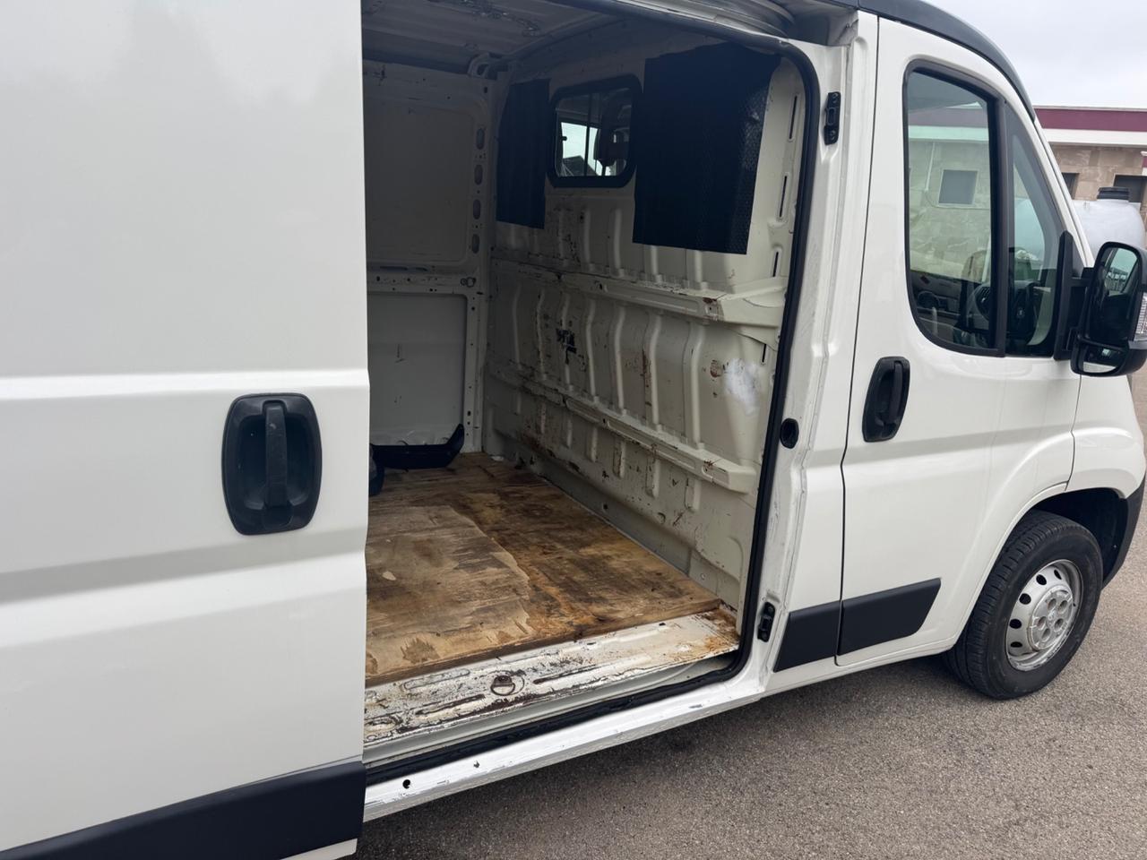 PEUGEOT BOXER 2.2 130 CV GARANZIA 24 MESI