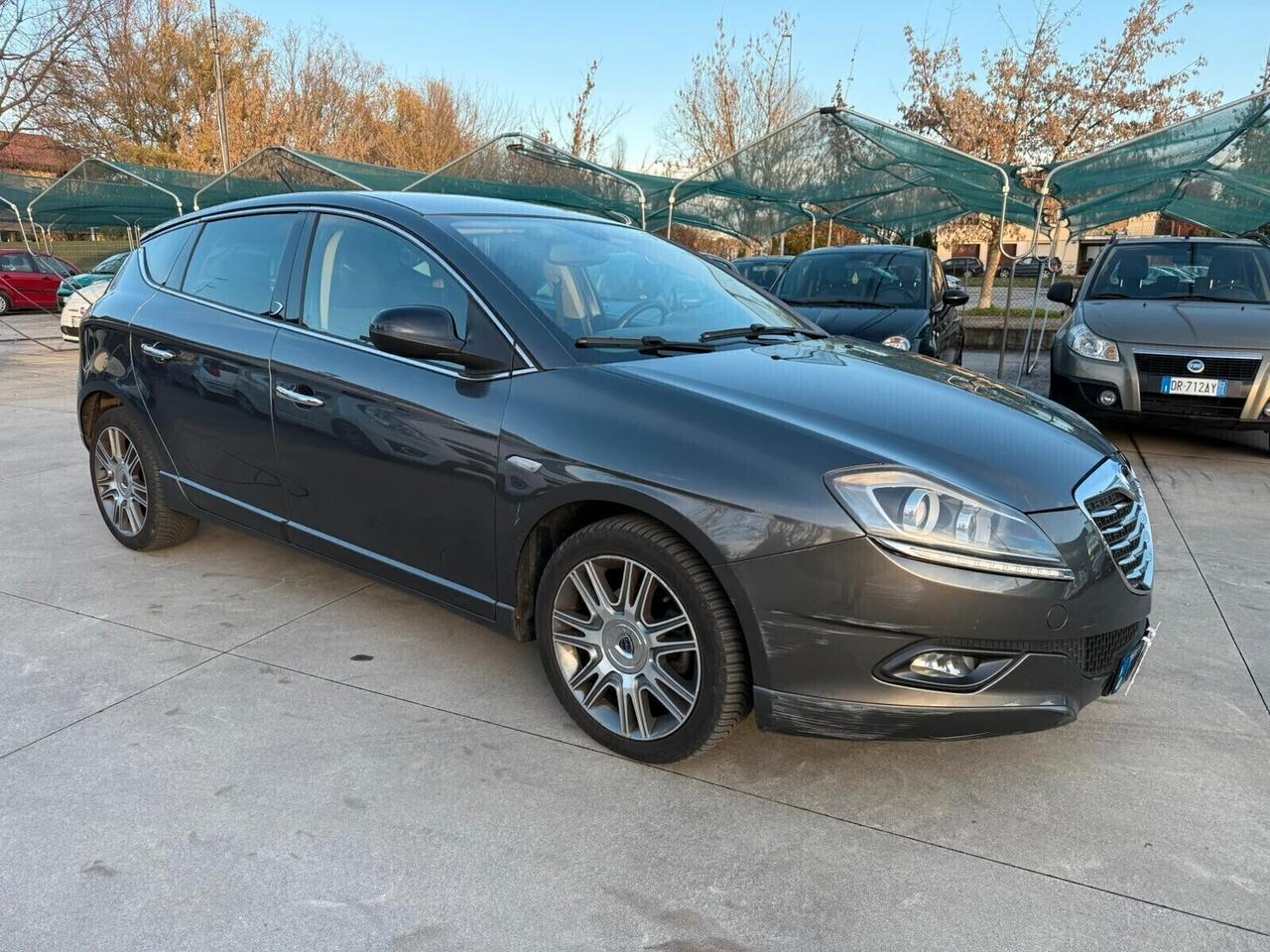 Lancia Delta 1.6 mjt 120cv diesel GOLD