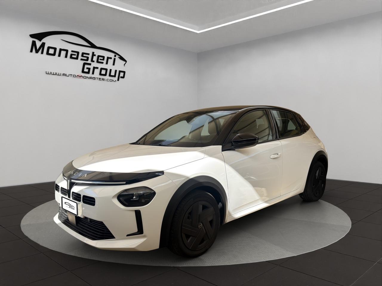 Lancia Ypsilon Hybrid e-DCT