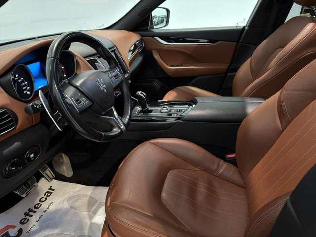 Maserati Levante V6 Diesel 275 CV AWD Granlusso