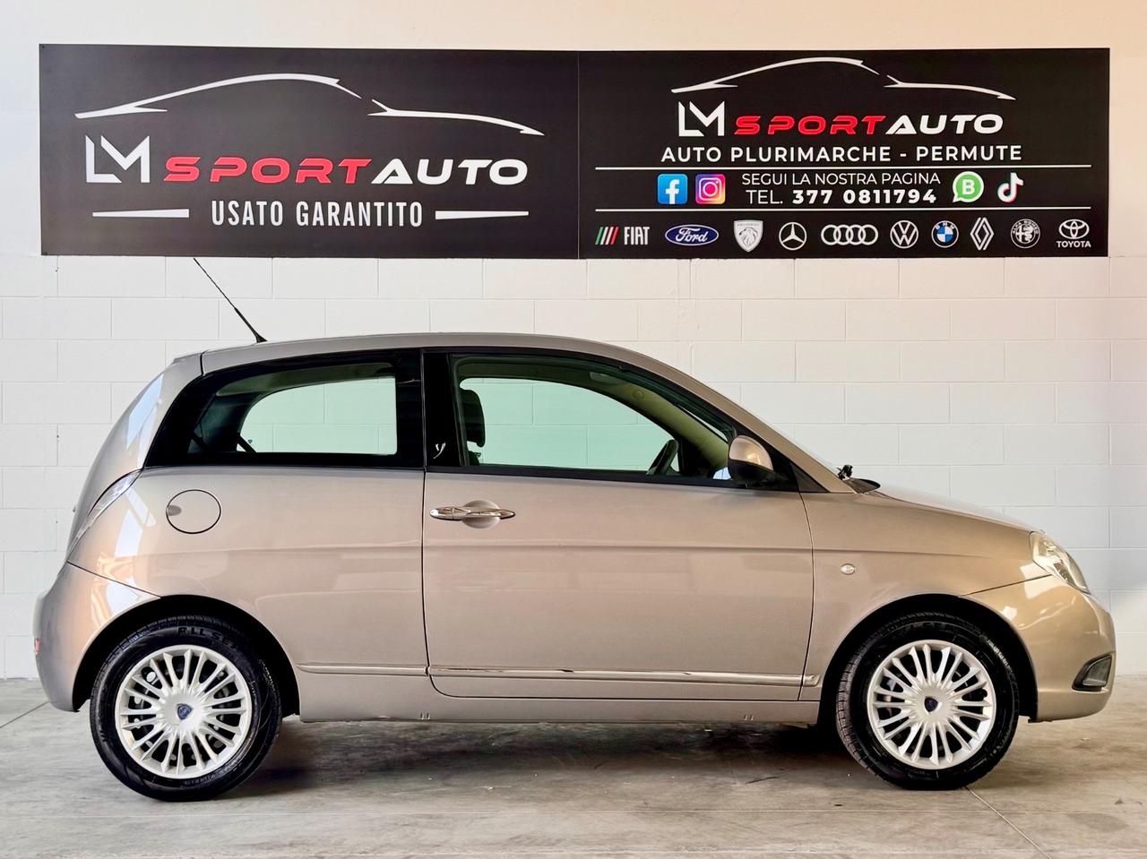 Lancia Ypsilon 1.2 Argento ideale neopatentati