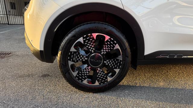 FIAT 600 HYBRID 1.2 110CV DCT MHEV LA PRIMA*24M.GARANZIA*