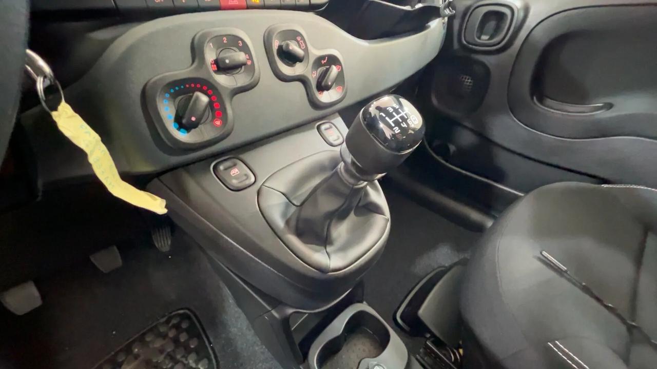 Fiat Panda 1.0 FireFly S&S Hybrid Pandina KM0