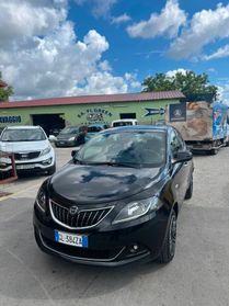 LANCIA YPISILON ANNO 2022 IBRIDA