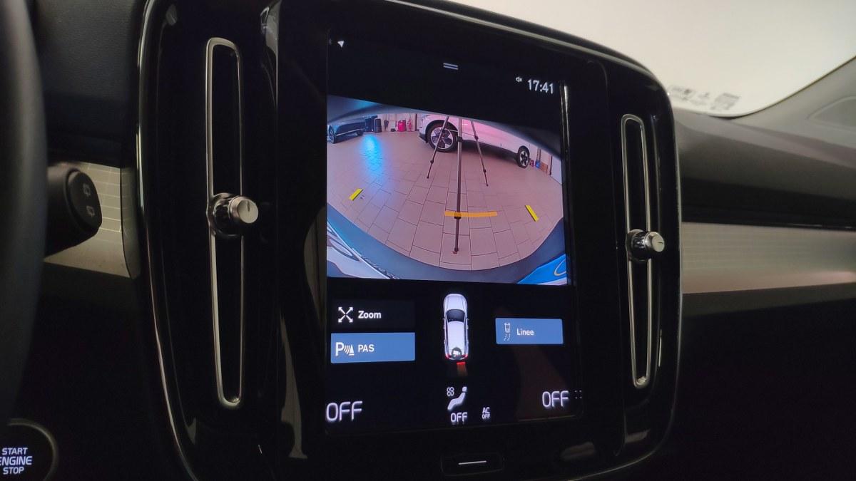 VOLVO Xc40 T3 Geartronic Momentum Pro