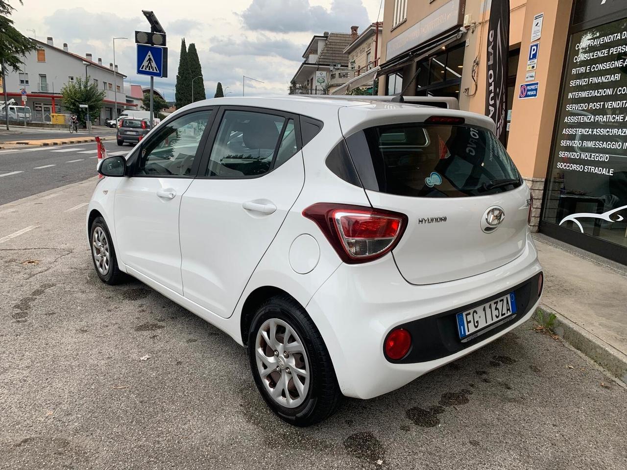 Hyundai i10 benz Neopat. Unicoprop.