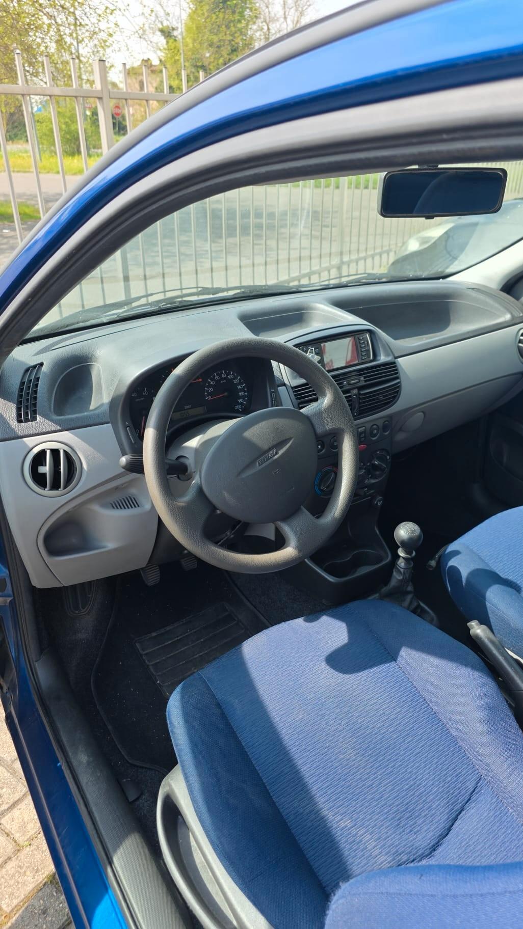 Fiat Punto 1.2i 16V cat 3 porte ELX