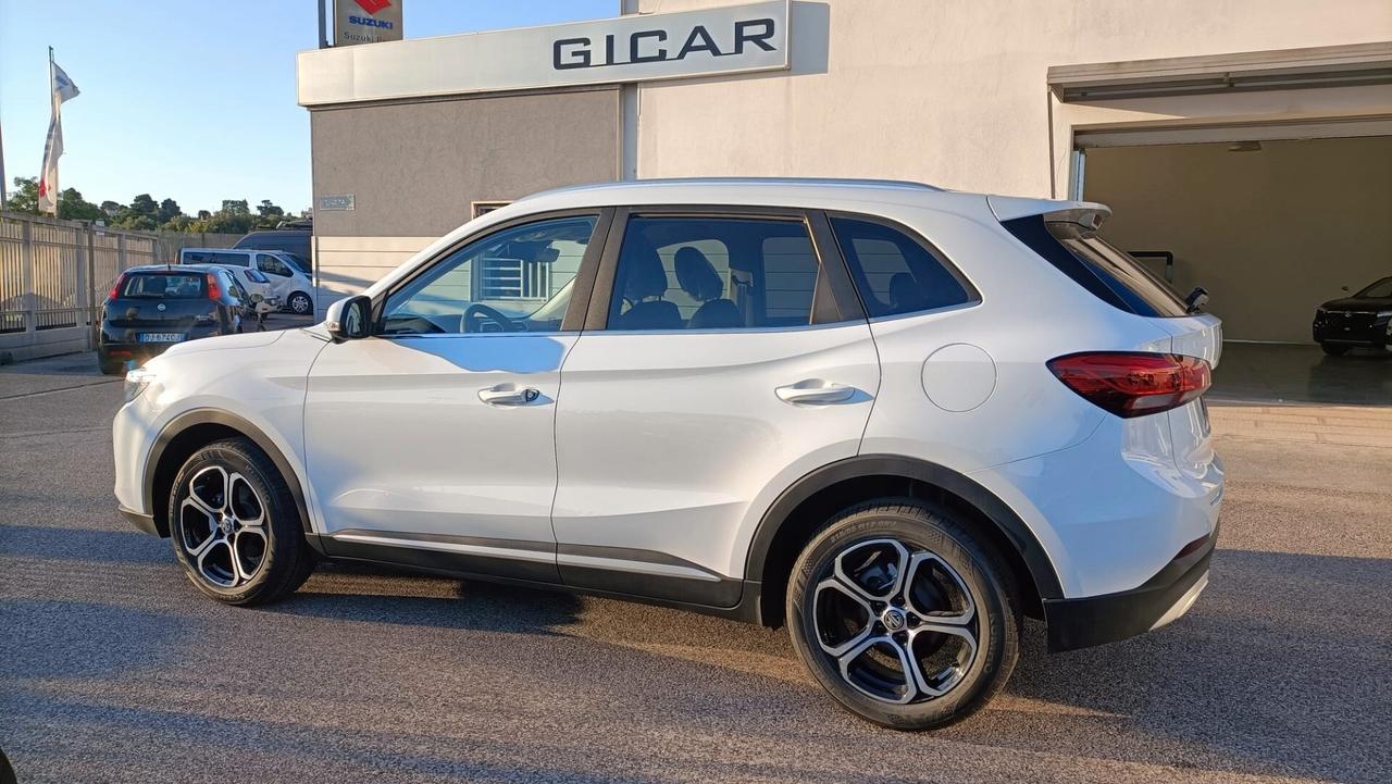 NUOVA Mg ZS 1.5 MT Standard 2025