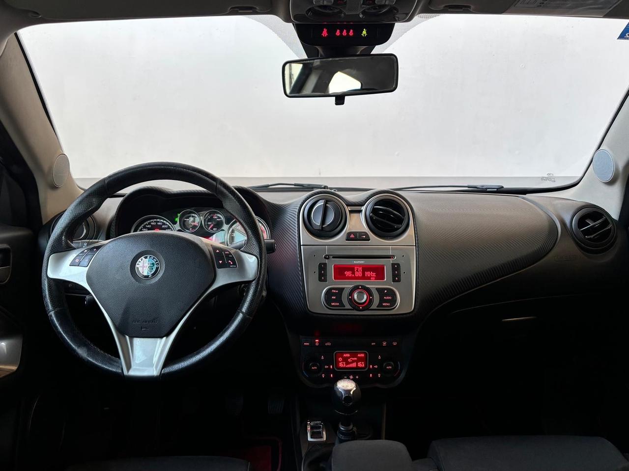 Alfa Romeo MiTo 1.4 T 155 CV Distinctive Sport Pack