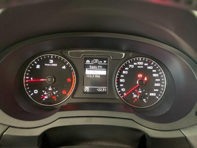 AUDI Q3 2.0 TDI S tronic Sport Automatico