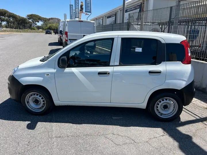 Fiat Panda 1.0 FireFly S&S Hybrid Garmin