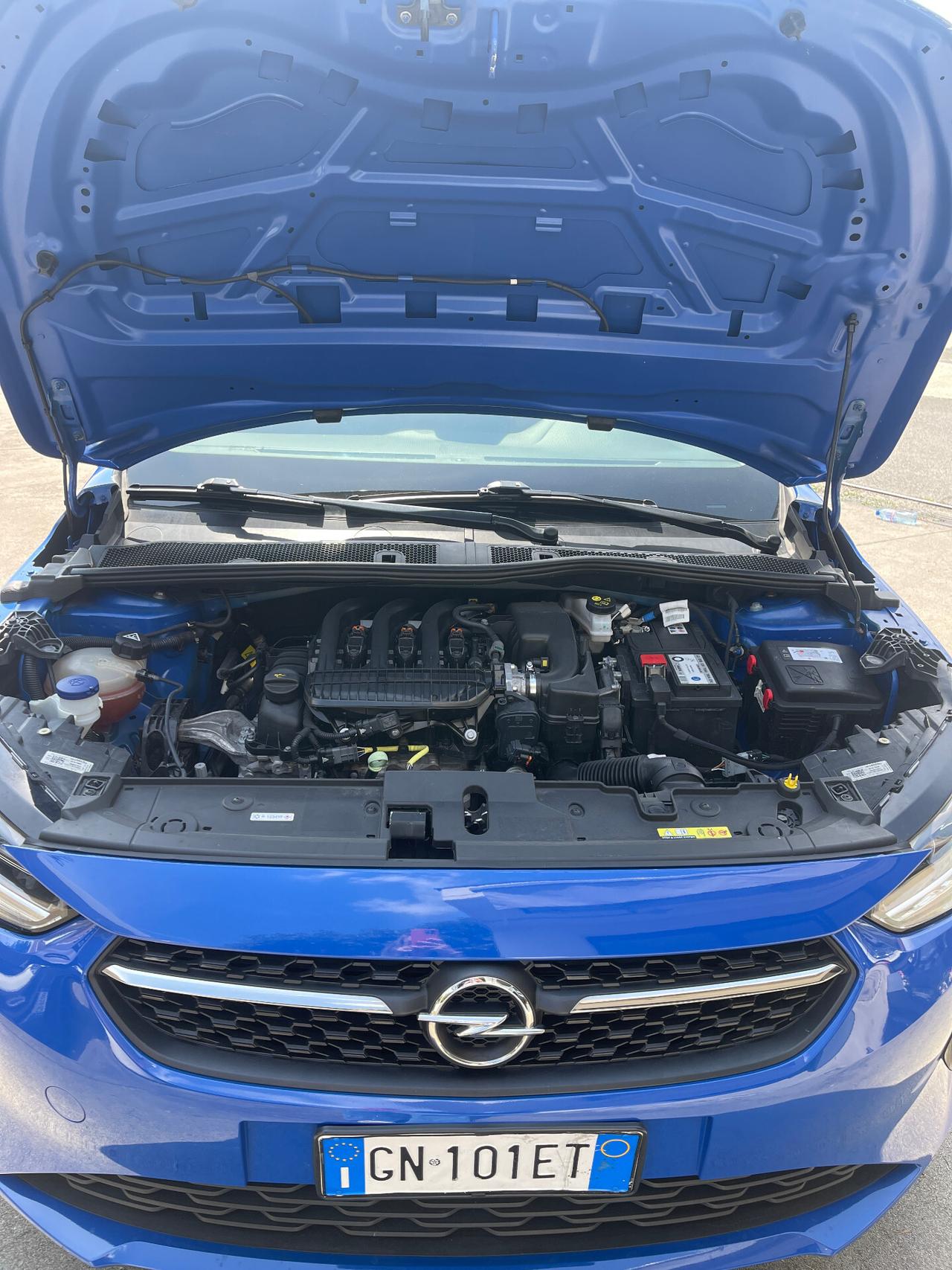 Opel Corsa 1.2 Edition NEOPATENTATI