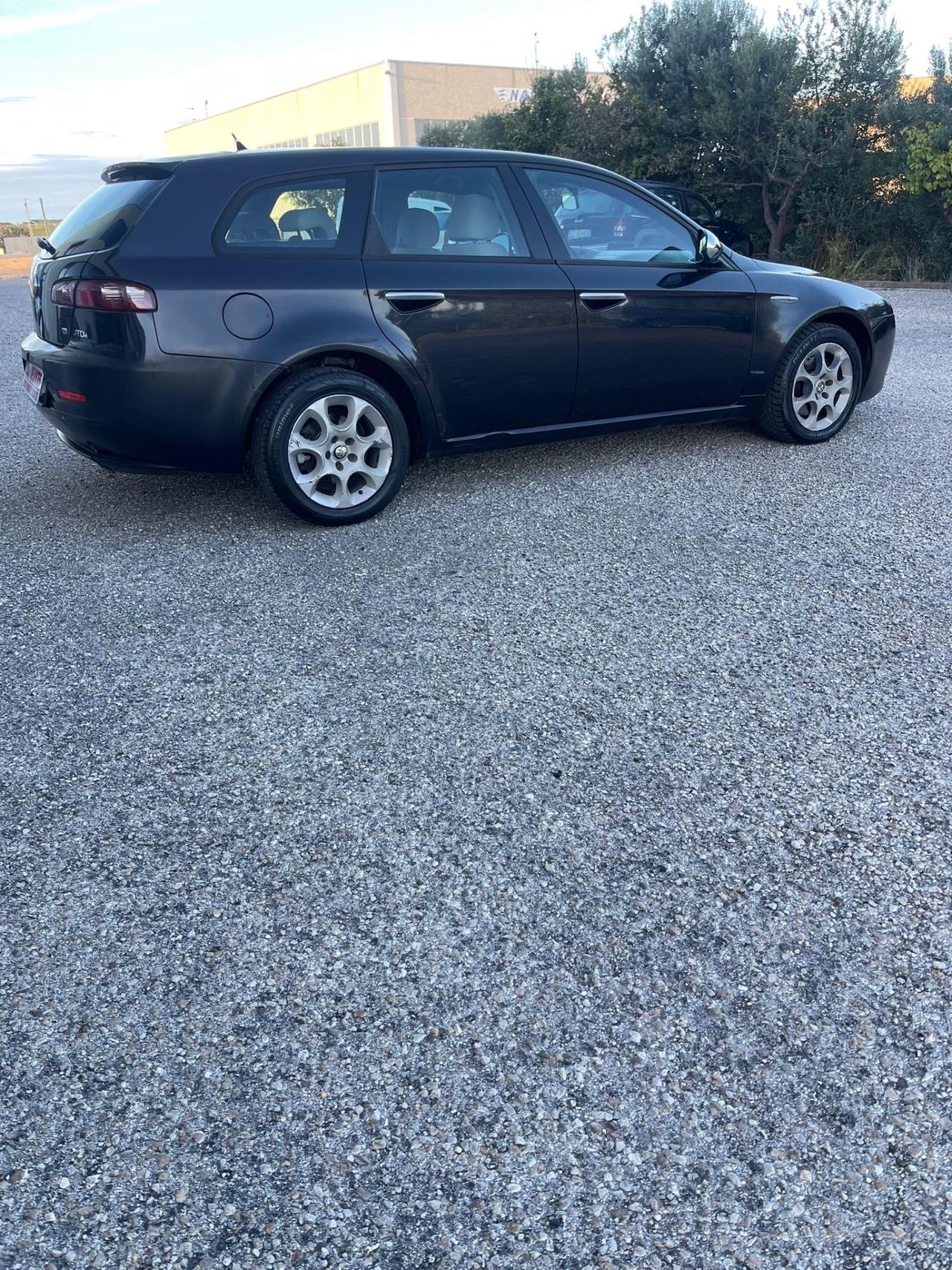 Alfa Romeo 159 1.9 JTDm Sportwagon