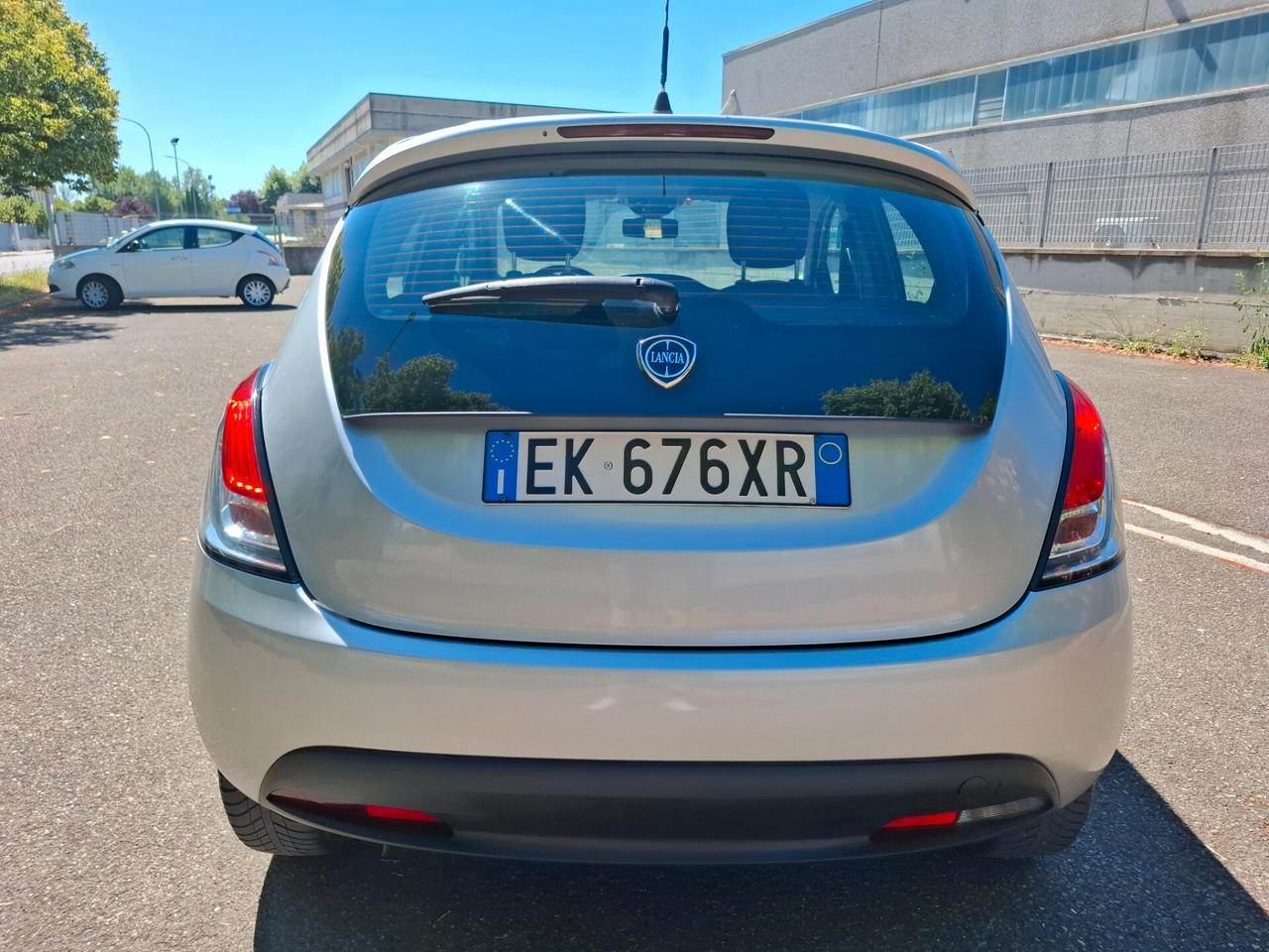 Lancia Ypsilon 1.2 69 CV 5 porte S&S Platinum