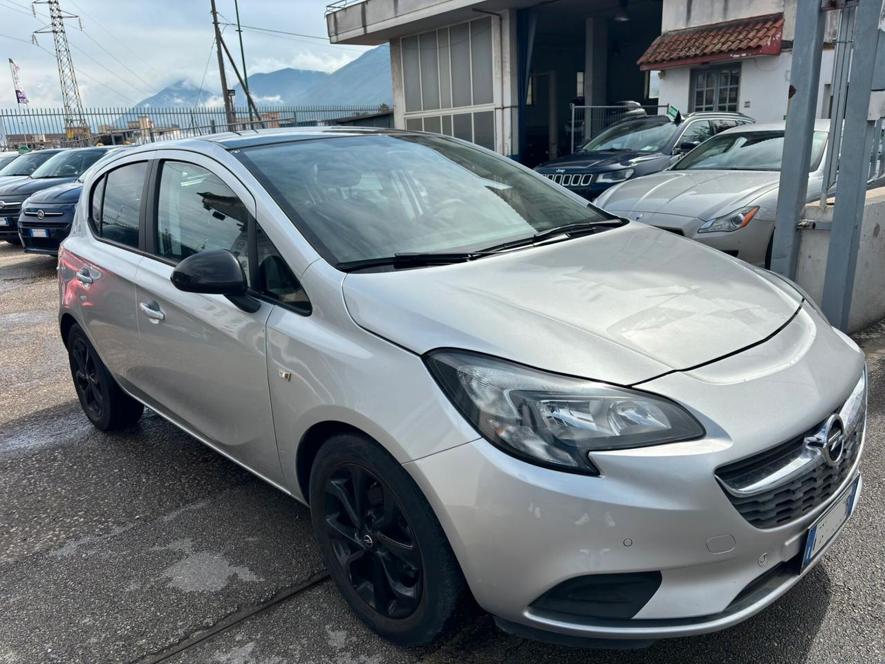 Opel Corsa 1.4 90CV GPL di serie