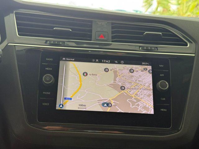 VOLKSWAGEN Tiguan 2.0 TDI 150 CV SCR DSG R-Line