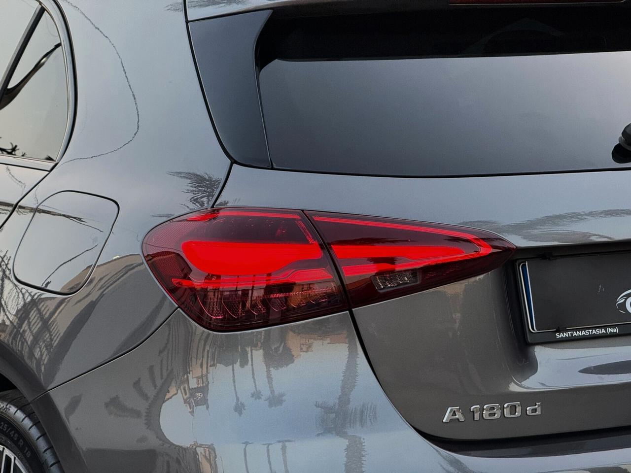Mercedes-Benz A 180 d AMG Premium TETTO PACK LUCI