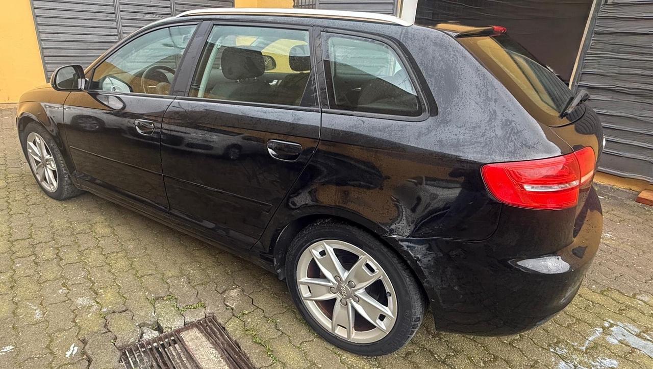 Audi A3 SPB 1.6 TDI 105 CV CR Ambition
